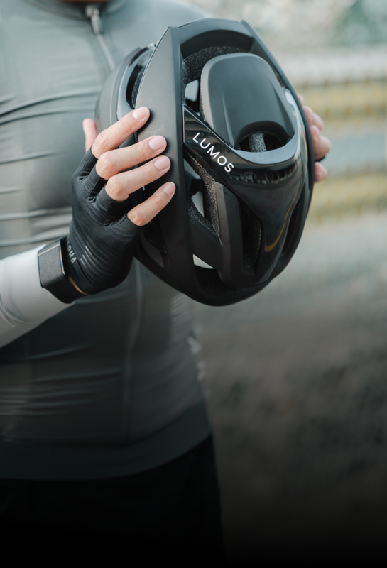 Nike bike deals helmet