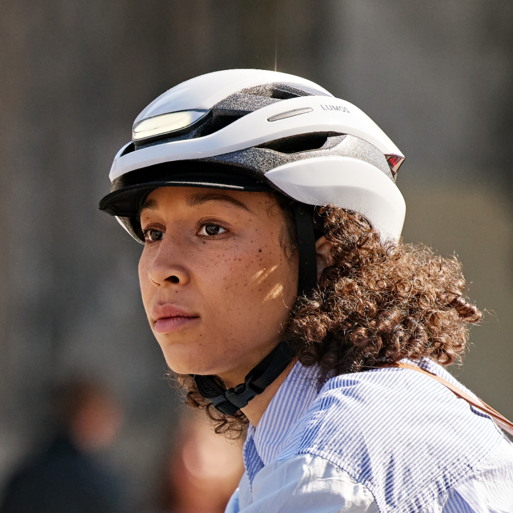 Cycling helmet with visor sales